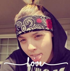 Meet your Posher, Shay